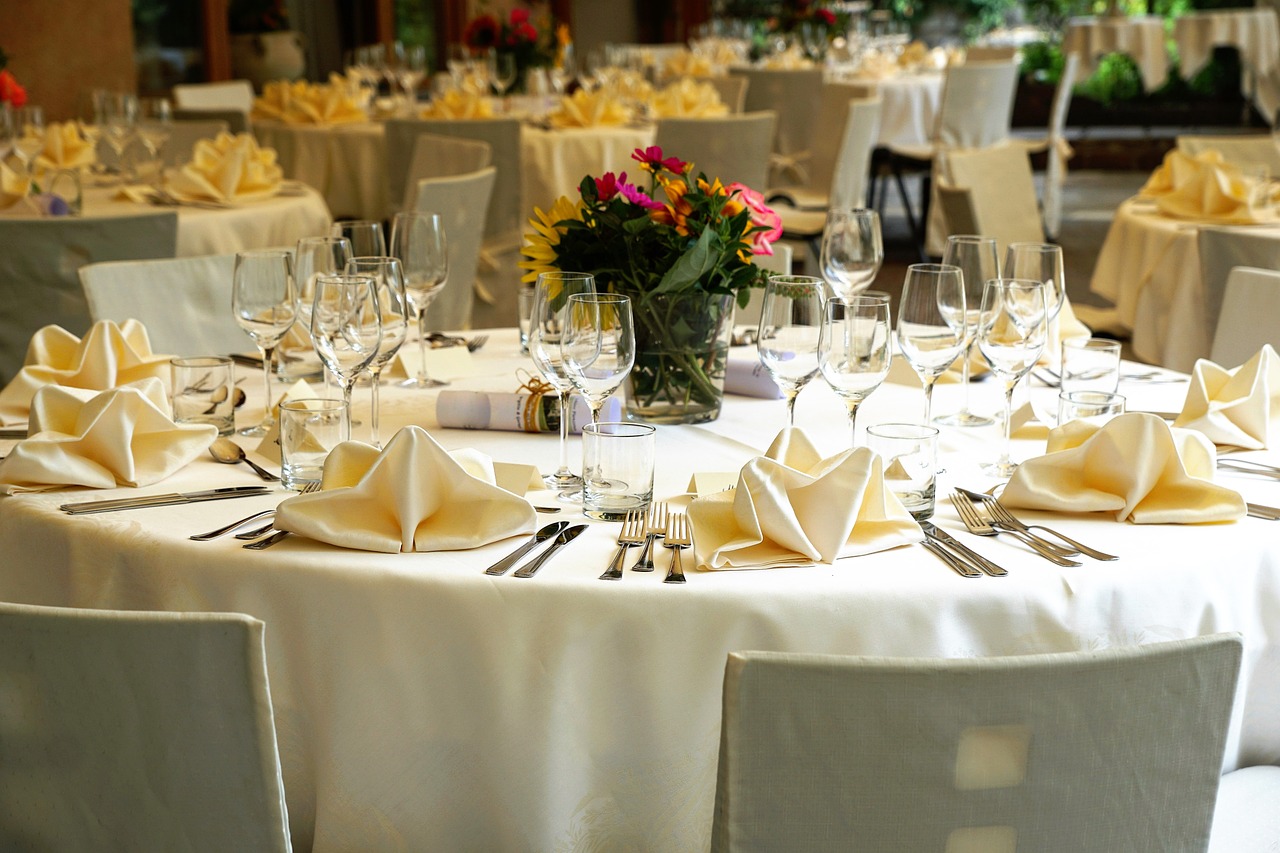 banquet at crystona hotels